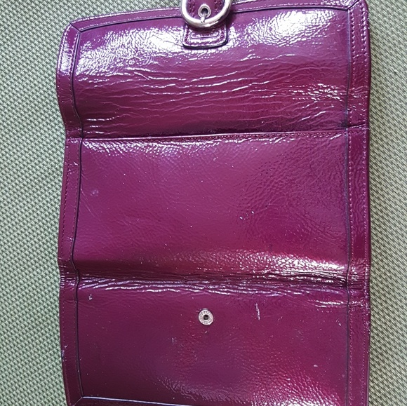 Coach Eggplant Patent Leather Wallet - Picture 3 of 6